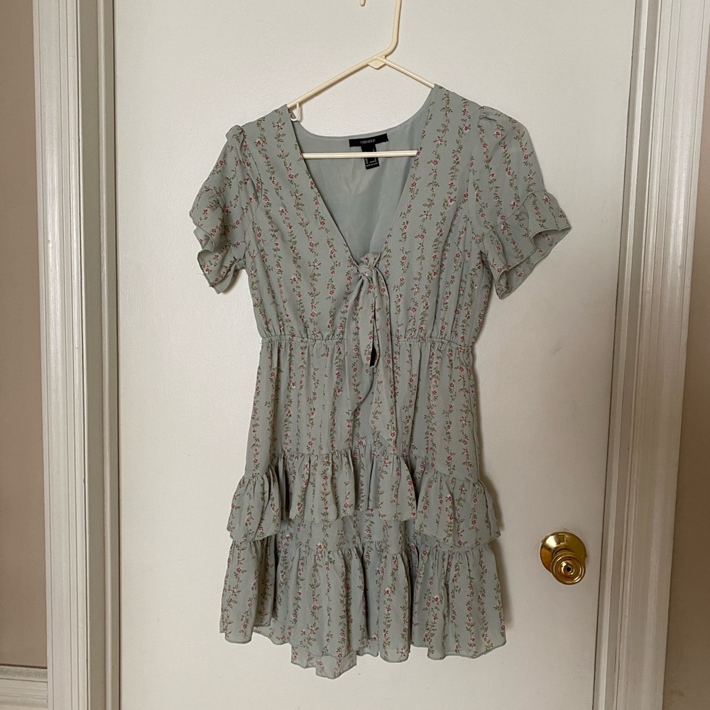 LIGHT GREEN DRESS